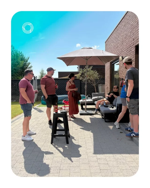 Tradities zijn er om in ere te houden.
Afterwork @rockherk Herk (+ overnachten in de achtertuin van de grote baas) ✅

#bewire #bewireteam #rockherk #afterwork #team